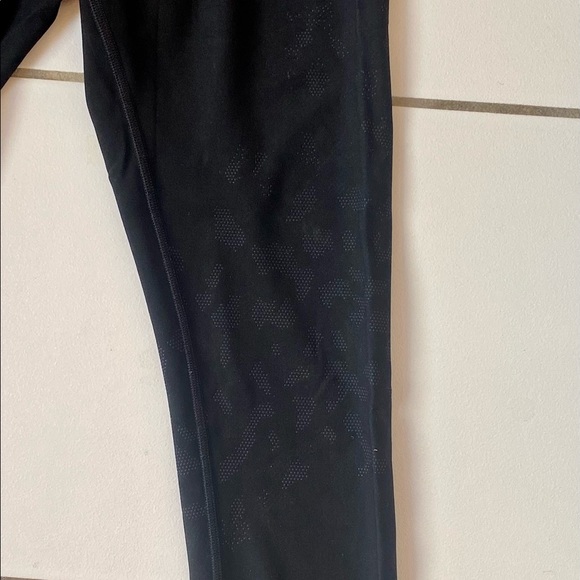 Lululemon Mapped Out Tight Camo - Picture 3 of 4